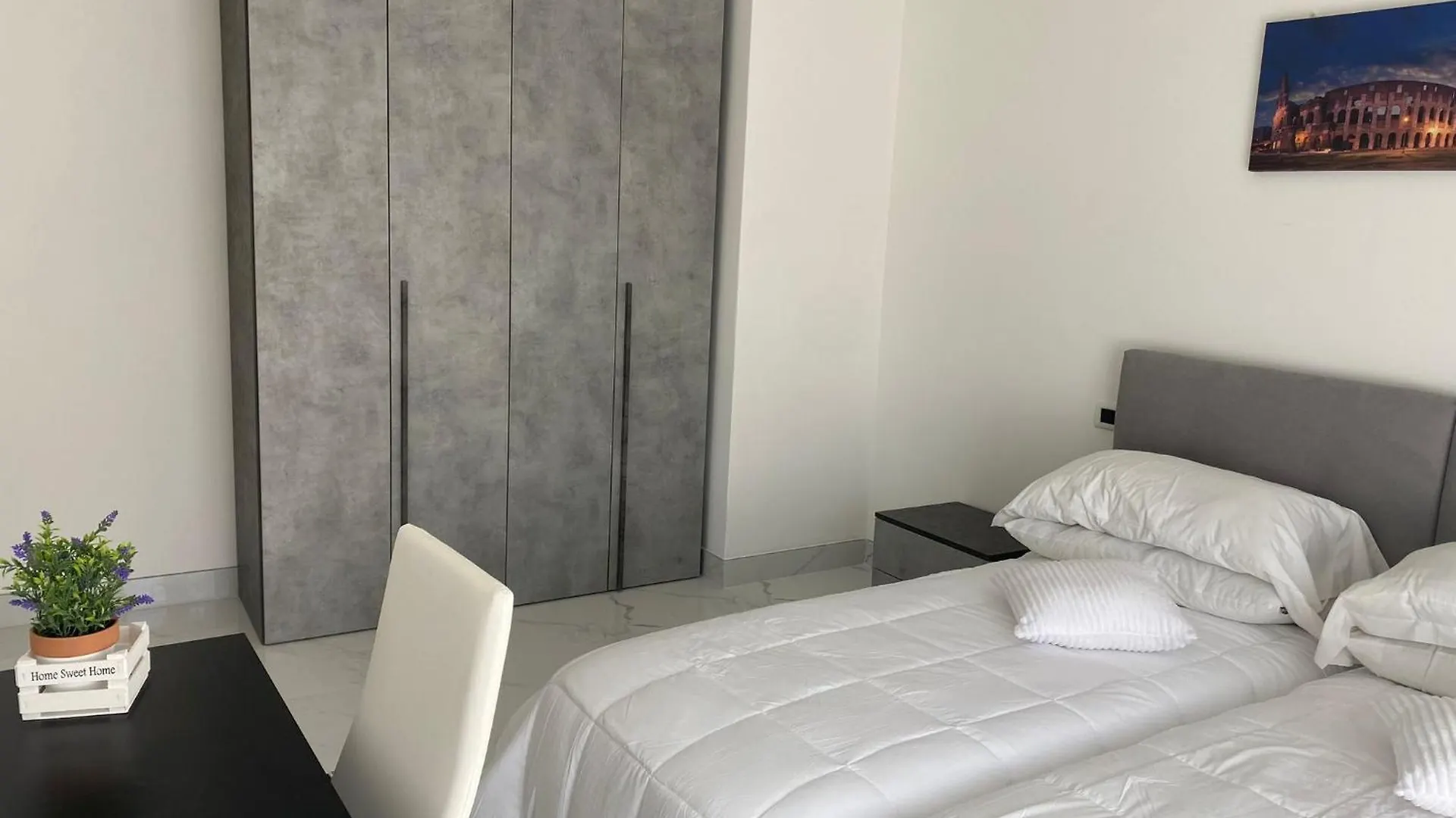 Tiburtina Flats Apartment Rome Italy